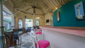  Villa M&K  Kuta